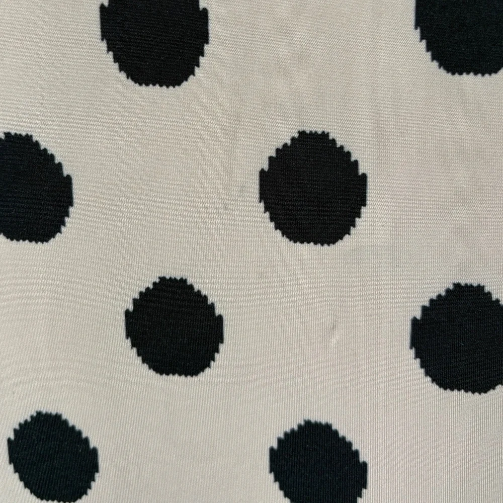 Dainty Jewell’s Dress - Picture 2 of 4